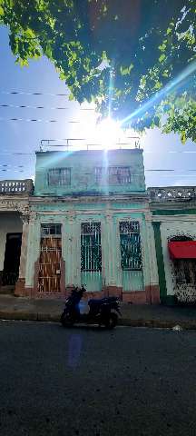 Vivienda de 2 niveles ubicada muy cerca del prado